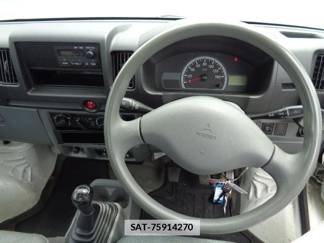 Mitsubishi MINICAB TRUCK 2010-09 7817132-2