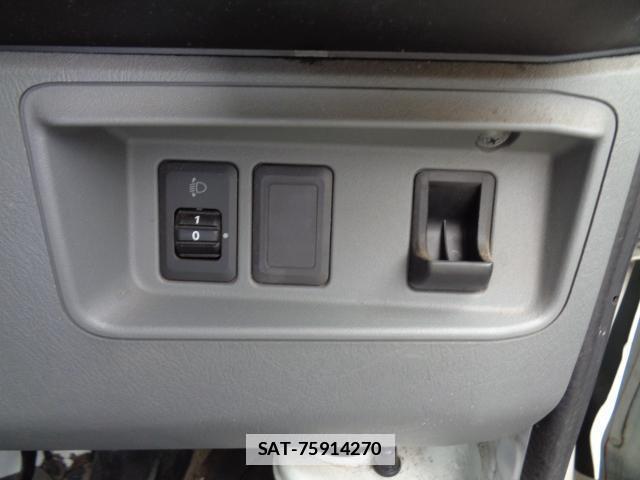 Mitsubishi MINICAB TRUCK 2010-09 7817132-9