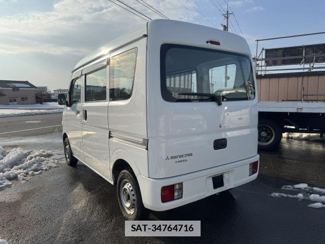 Mitsubishi MINICAB VAN 2016-01 7811923-6