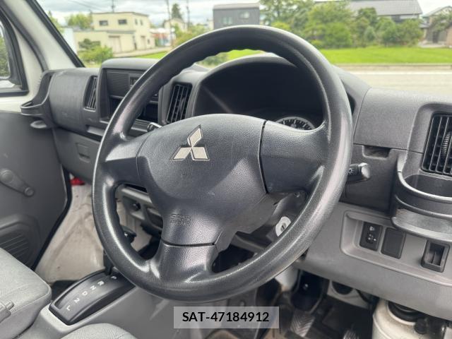 Mitsubishi MINICAB VAN 2012-04 7811947-5