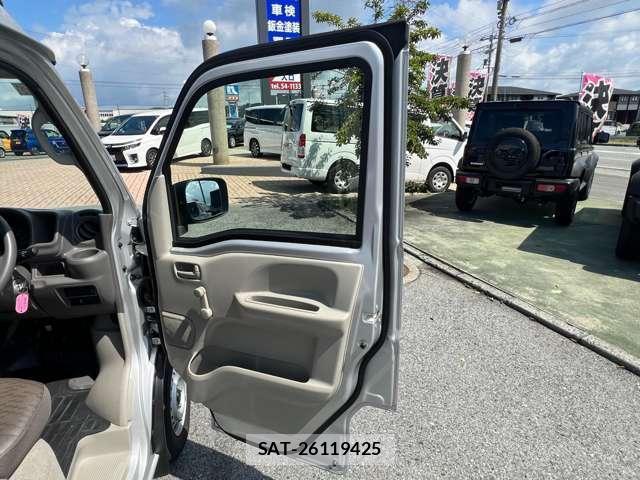 Mitsubishi MINICAB VAN 2022-02 7816330-9