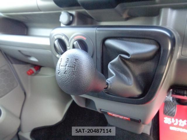 Mitsubishi MINICAB VAN 2024-07 7816946-9