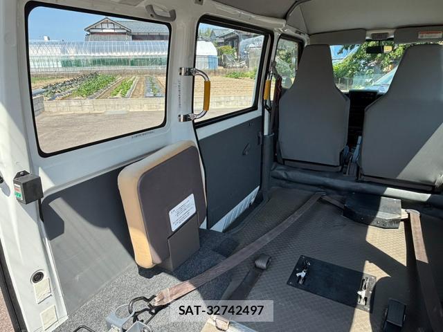 Mitsubishi MINICAB VAN 2012-02 7818067-4