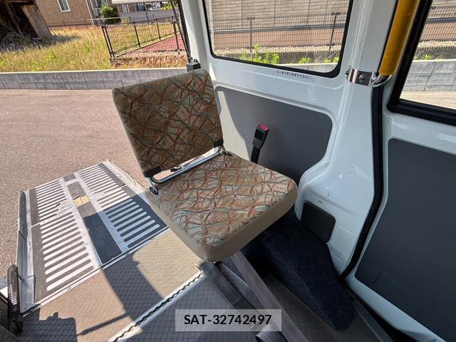 Mitsubishi MINICAB VAN 2012-02 7818067-5