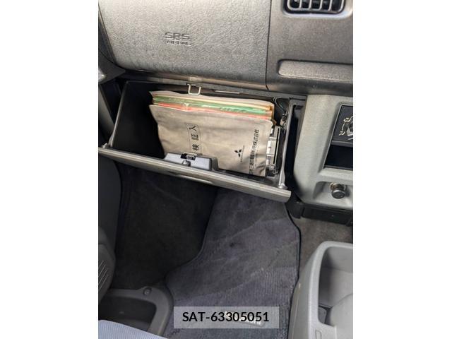 Mitsubishi MINICAB VAN 2012-04 7818874-8