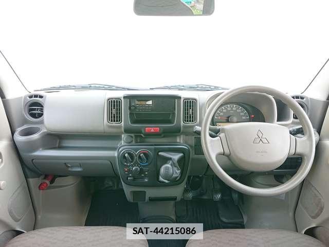 Mitsubishi MINICAB VAN 2018-08 7819902-4