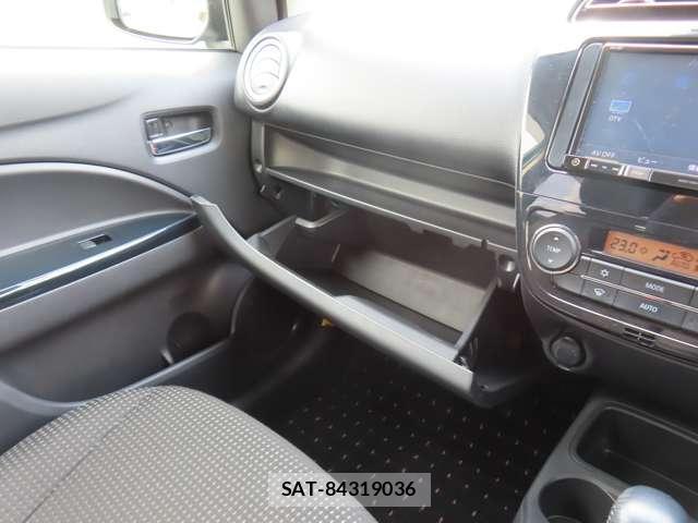 Mitsubishi MIRAGE 2015-05 7820796-9