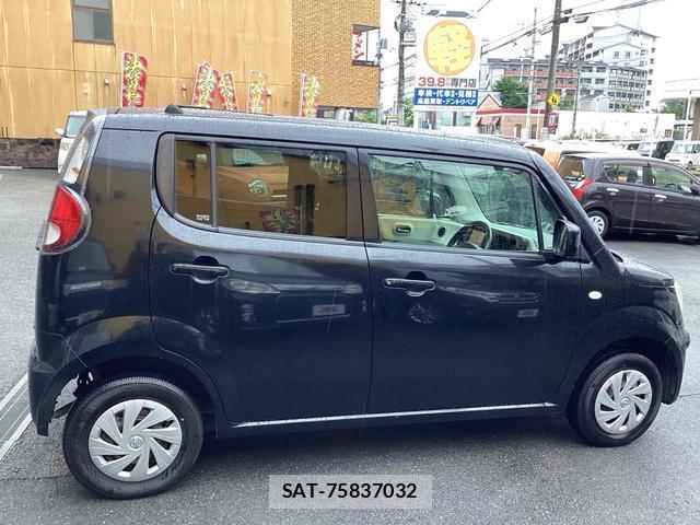 Nissan MOCO 2014-05 7813258-5