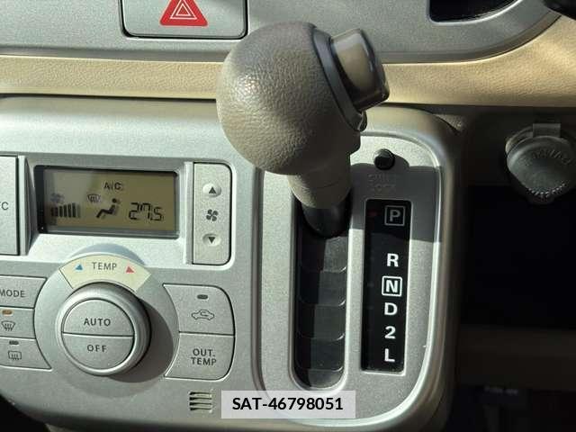 Nissan MOCO 2007-05 7819595-11