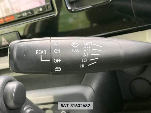 Nissan MOCO 2013-09 7822395-14