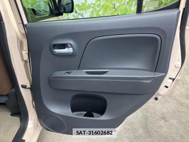 Nissan MOCO 2013-09 7822395-4