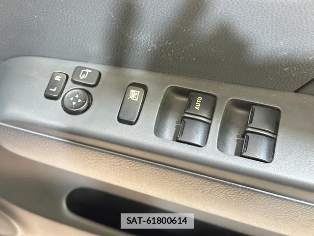Nissan MOCO 2012-07 7823250-6