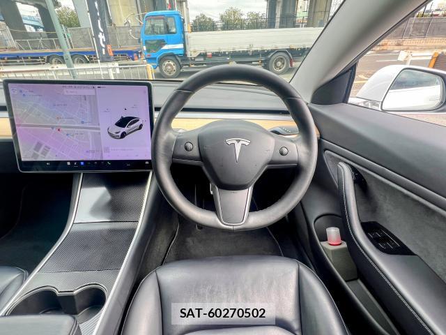 Tesla MODEL 3 2019-12 7820713-16