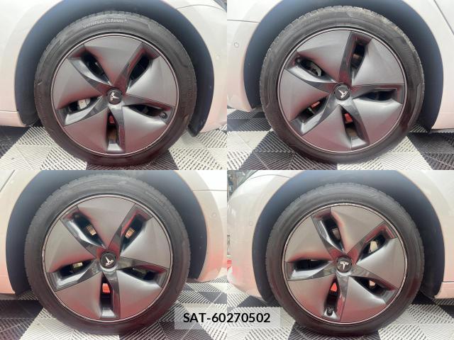 Tesla MODEL 3 2019-12 7820713-18