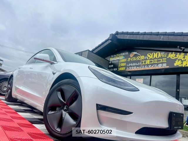 Tesla MODEL 3 2019-12 7820713-19