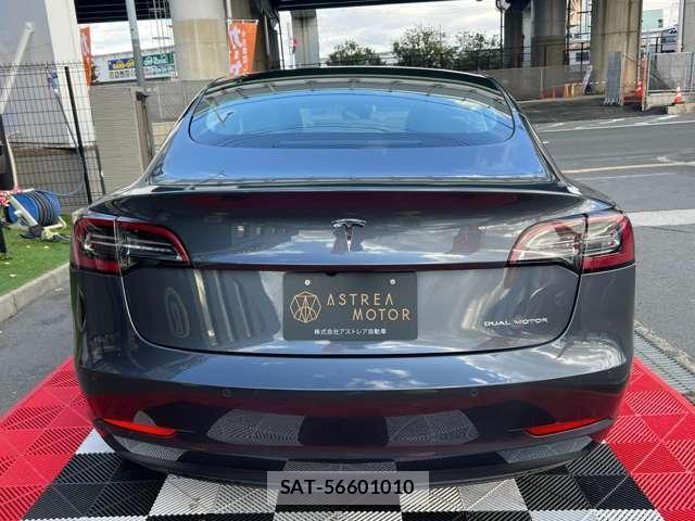 Tesla MODEL 3 2020-12 7820716-10
