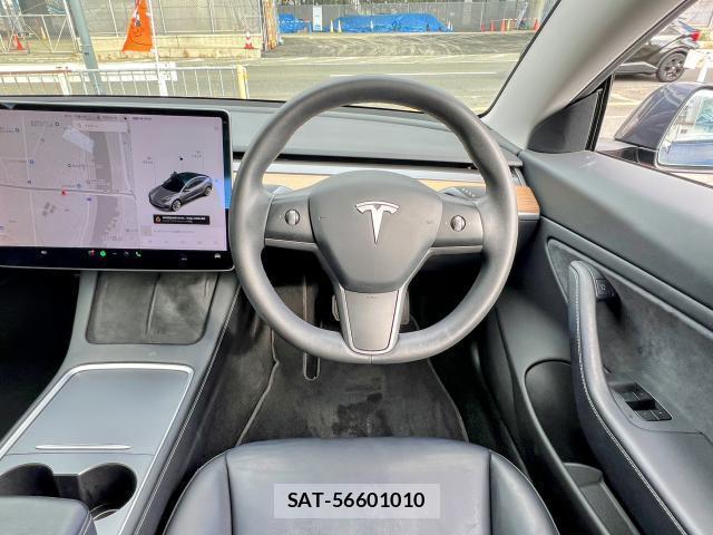 Tesla MODEL 3 2020-12 7820716-18