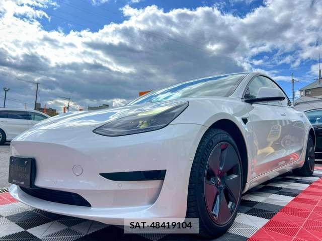Tesla MODEL 3 2022-06 7820717-8