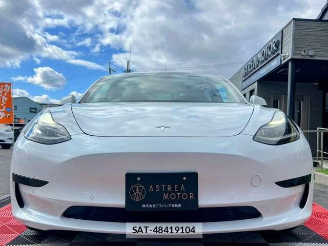 Tesla MODEL 3 2022-06 7820717-9