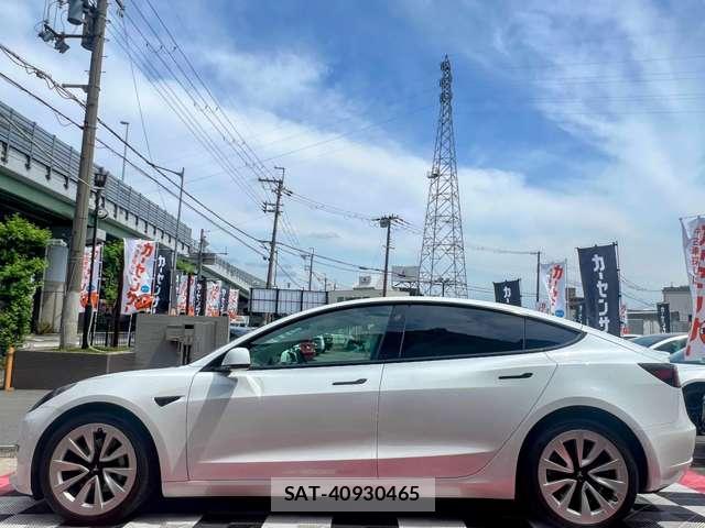 Tesla MODEL 3 2021-05 7820721-10