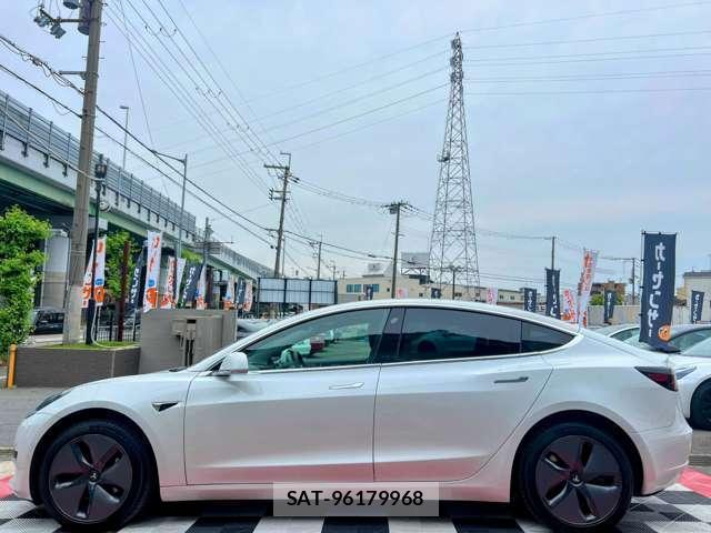 Tesla MODEL 3 2019-12 7820722-10