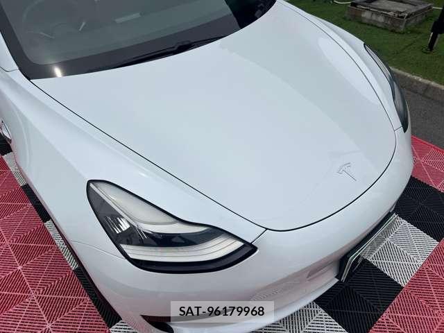 Tesla MODEL 3 2019-12 7820722-13