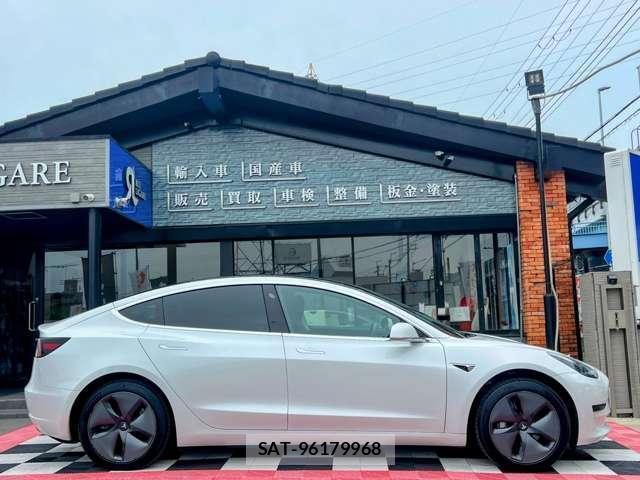 Tesla MODEL 3 2019-12 7820722-6