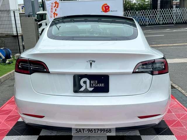 Tesla MODEL 3 2019-12 7820722-8