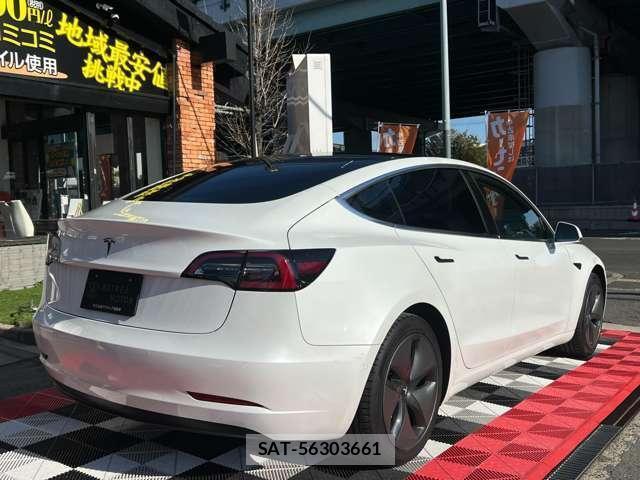 Tesla MODEL 3 2019-12 7820724-2