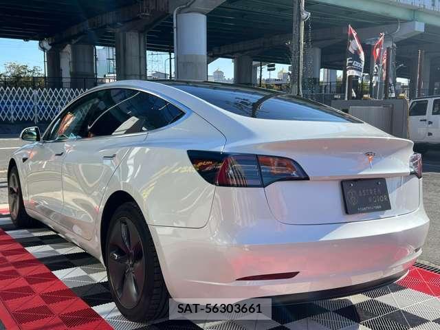 Tesla MODEL 3 2019-12 7820724-3