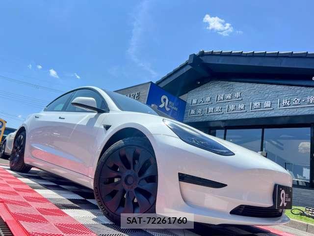 Tesla MODEL 3 2021-12 7820725-7