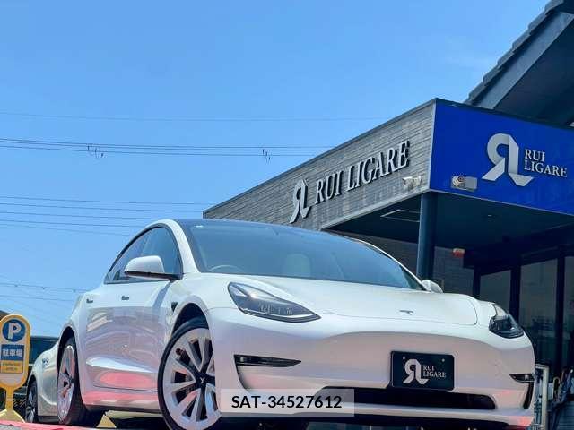 Tesla MODEL 3 2022-03 7820727-5