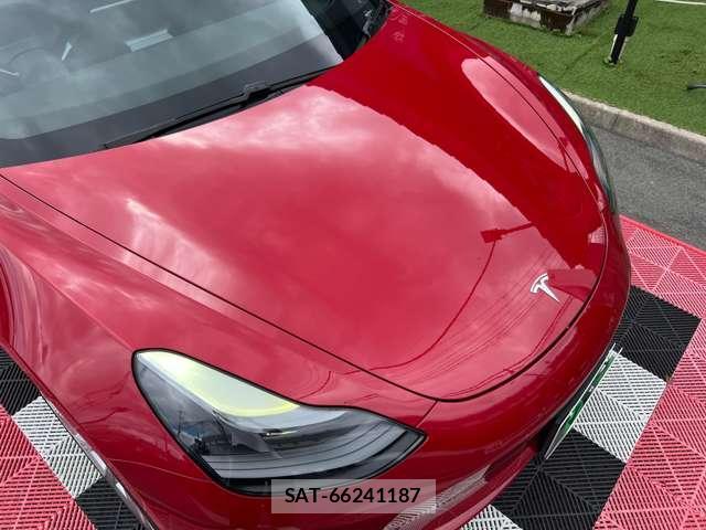 Tesla MODEL 3 2021-12 7820728-14
