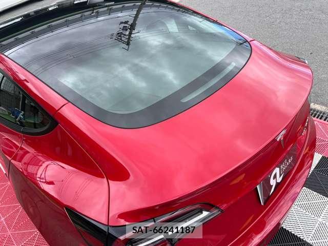 Tesla MODEL 3 2021-12 7820728-16