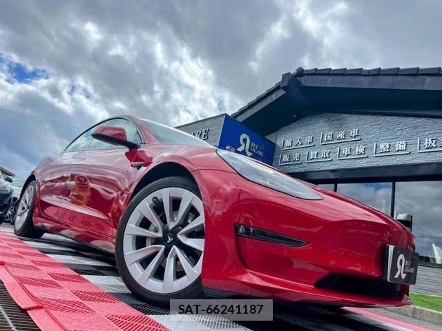 Tesla MODEL 3 2021-12 7820728-6