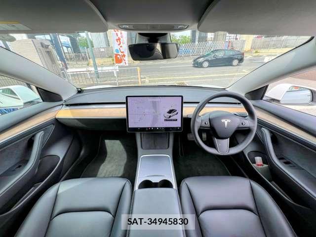 Tesla MODEL 3 2021-07 7820729-18
