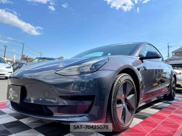 Tesla MODEL 3 2021-12 7820730-13