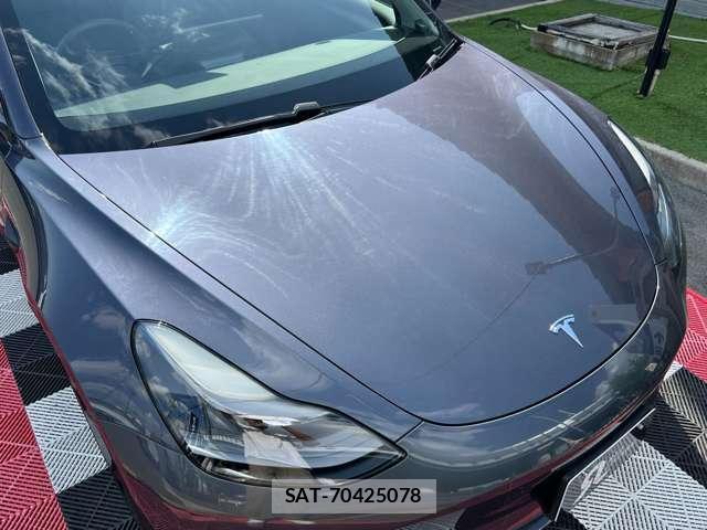 Tesla MODEL 3 2021-12 7820730-15