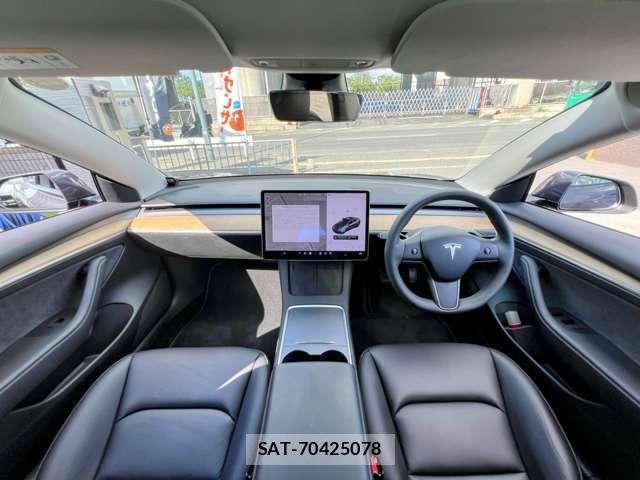 Tesla MODEL 3 2021-12 7820730-18