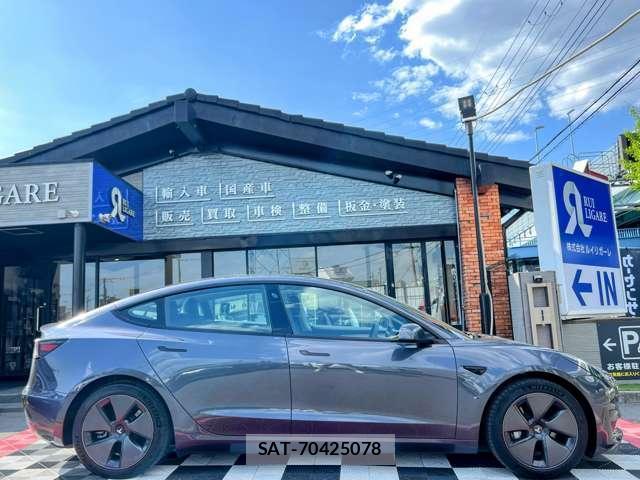 Tesla MODEL 3 2021-12 7820730-8