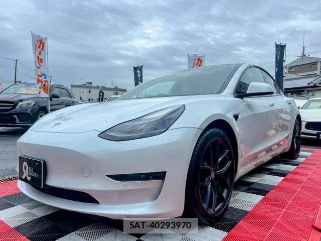Tesla MODEL 3 2021-03 7820731-13