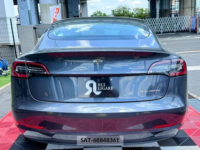 Tesla MODEL 3 2021-06 7820732-10