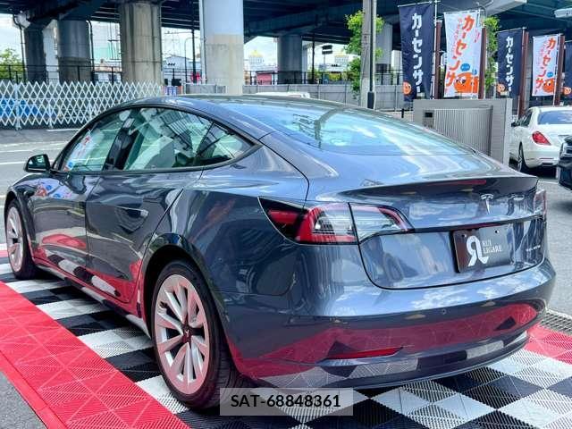 Tesla MODEL 3 2021-06 7820732-11
