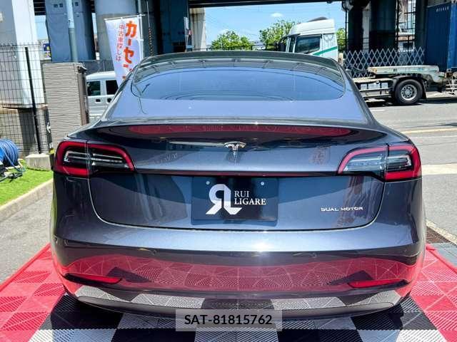 Tesla MODEL 3 2021-05 7820733-10