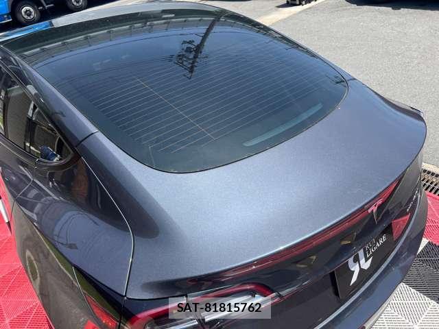 Tesla MODEL 3 2021-05 7820733-17