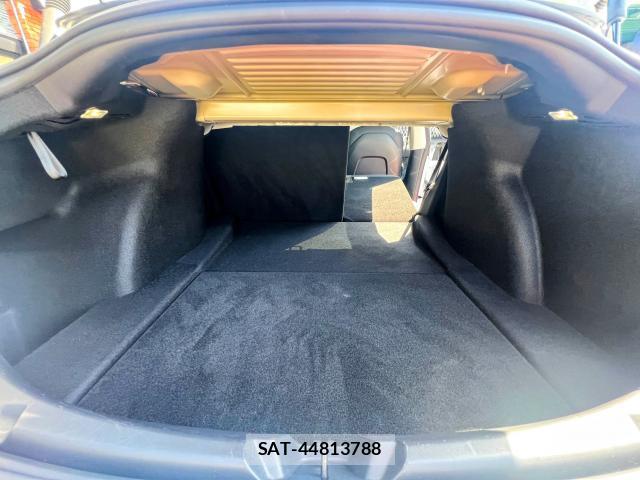 Tesla MODEL 3 2021-05 7820734-14