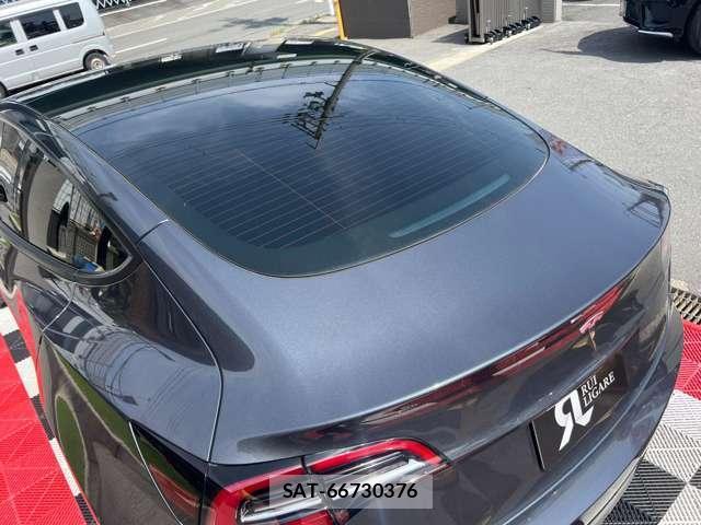 Tesla MODEL 3 2022-03 7820736-13