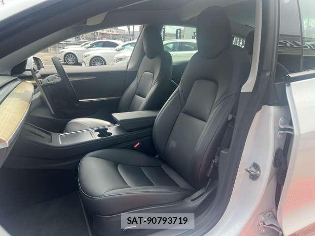 Tesla MODEL 3 2022-12 7820741-19