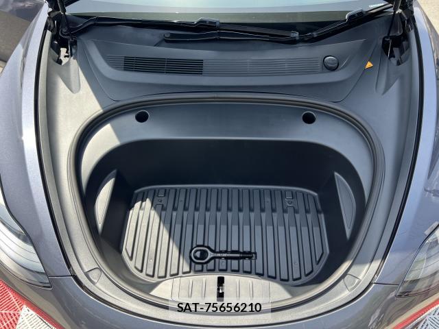 Tesla MODEL 3 2021-12 7820742-18