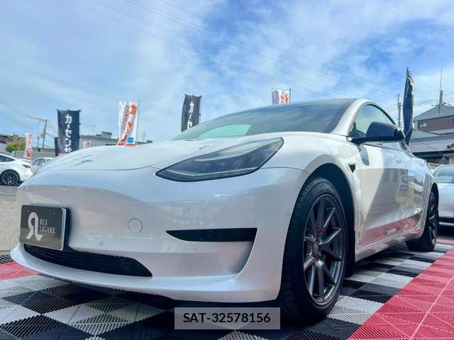 Tesla MODEL 3 2020-12 7820748-11